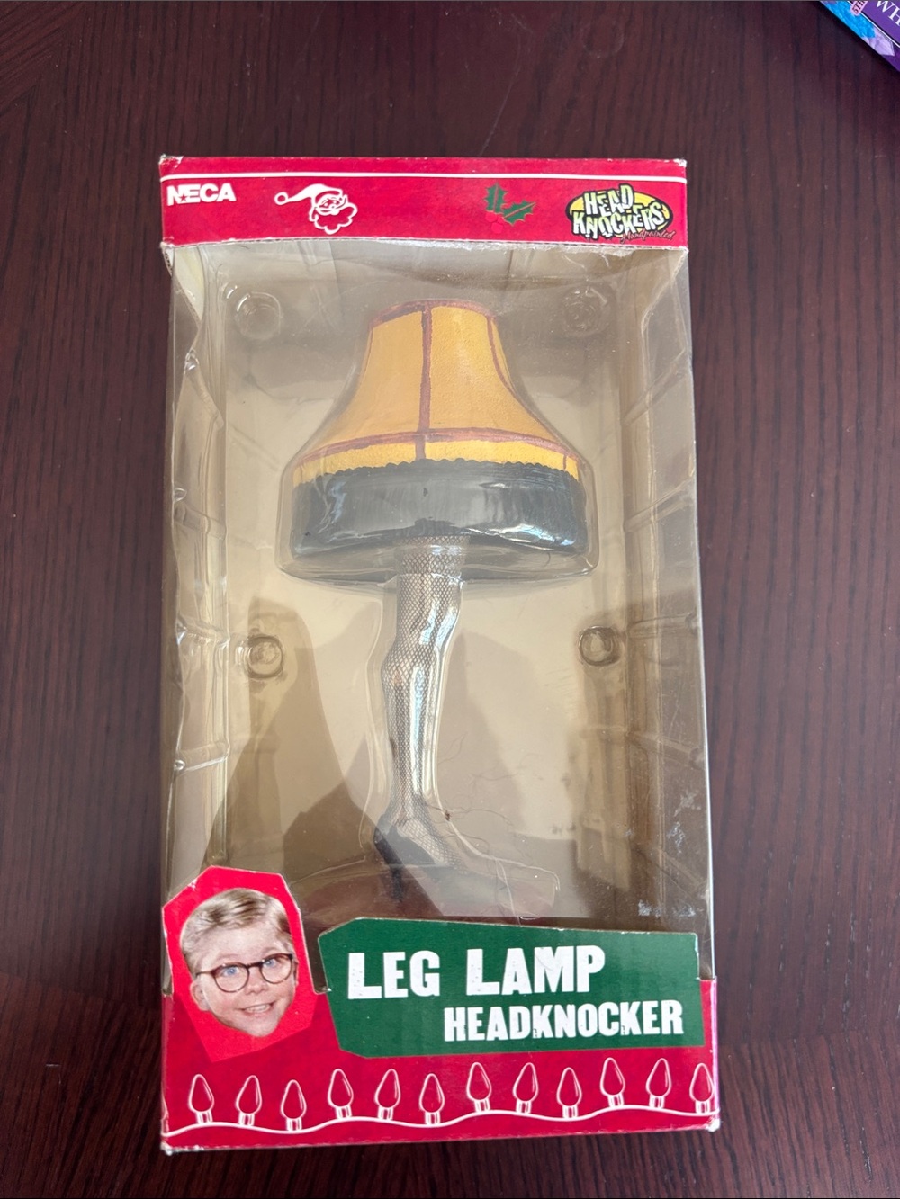 A Christmas Story Leg Lamp Headknocker - Yellow Shade